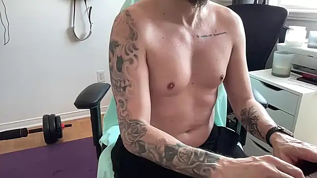 ttboy2000 online show from February 17, 2026, 5:19 pm