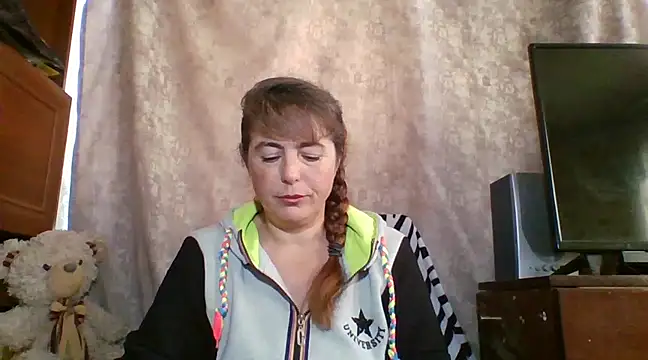 Snapshot of CathySuns chatting on February 5, 2025, 9:57 am CathySuns online show from February 5, 2025, 9:57 am