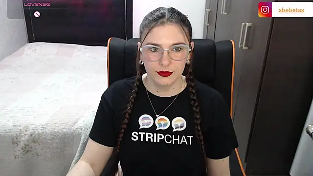 xxbbtaa online show from October 14, 2025, 2:01 am
