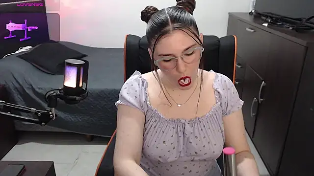 xxbbtaa online show from February 7, 2026, 1:31 am