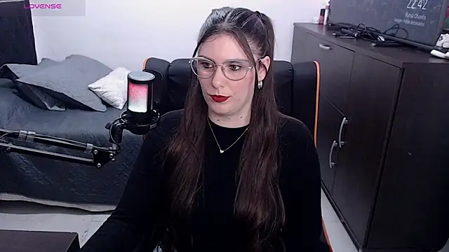Snapshot of xxbbtaa chatting on June 6, 2026, 1:43 am xxbbtaa online show from June 6, 2026, 1:43 am