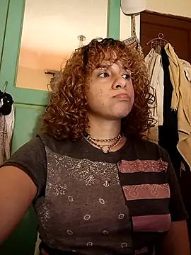 EmmaMelissa0521 online show from September 16, 2025, 1:50 am