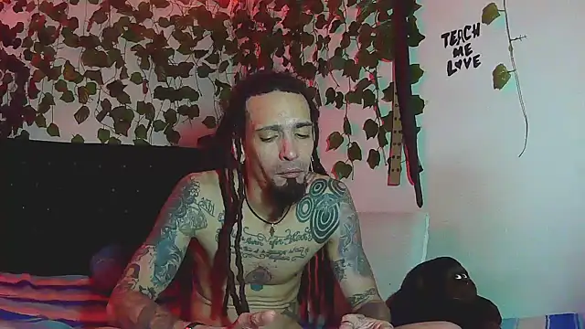 caribbeanlover1 online show from October 18, 2025, 9:21 am