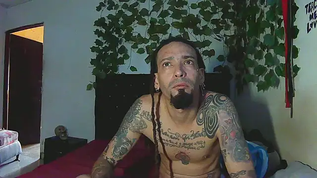 Snapshot of caribbeanlover1 chatting on May 7, 2026, 7:19 pm caribbeanlover1 online show from May 7, 2026, 7:19 pm