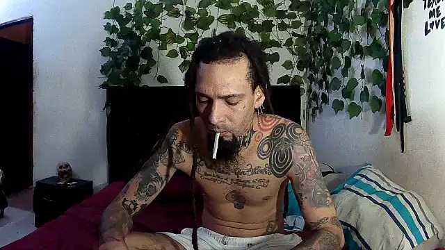 Snapshot of caribbeanlover1 chatting on June 6, 2026, 1:05 pm caribbeanlover1 online show from June 6, 2026, 1:05 pm