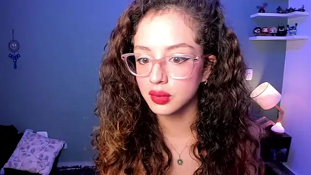 Cassandra Caiin online show from December 17, 2024, 10:11 pm