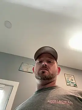 smokeymt420 online show from April 22, 2026, 7:37 pm