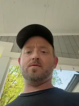 smokeymt420 online show from April 23, 2026, 9:28 pm