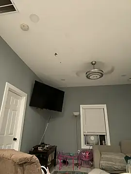 smokeymt420 online show from April 25, 2026, 4:26 am