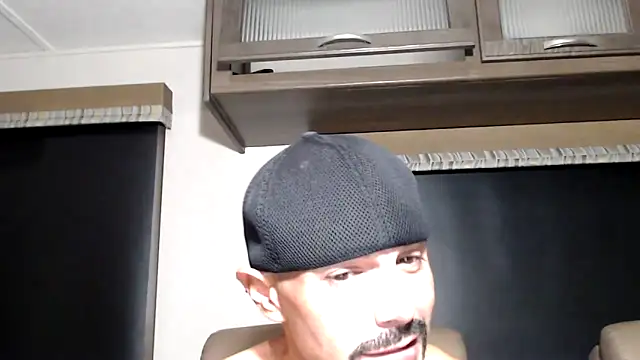 Snapshot of ThickD2C chatting on February 16, 2026, 7:10 pm ThickD2C online show from February 16, 2026, 7:10 pm