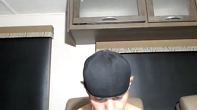 Snapshot of ThickD2C chatting on February 25, 2026, 7:01 pm ThickD2C online show from February 25, 2026, 7:01 pm