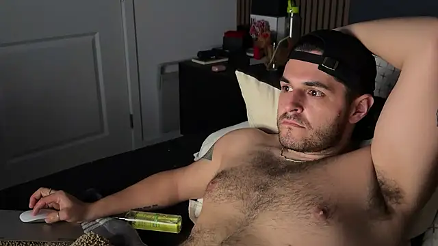 Snapshot of The_SockJock chatting on March 11, 2025, 6:32 am The SockJock online show from March 11, 2025, 6:32 am