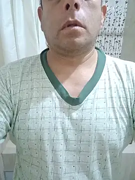 Snapshot of chicoguapo8 chatting on June 22, 2026, 8:00 am chicoguapo8 online show from June 22, 2026, 8:00 am