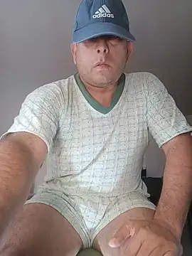 Snapshot of chicoguapo8 chatting on July 5, 2026, 3:30 pm chicoguapo8 online show from July 5, 2026, 3:30 pm