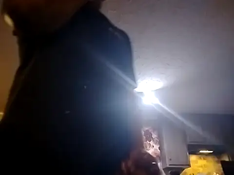 Makeyoucumallover online show from November 24, 2025, 6:35 am