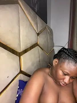 Snapshot of catty3232 chatting on October 15, 2025, 12:00 am catty3232 online show from October 15, 2025, 12:00 am