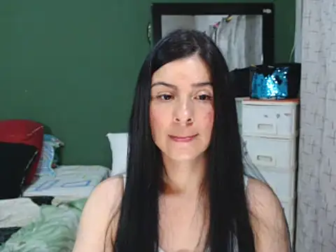 Estefani 32 online show from January 14, 2025, 7:11 pm