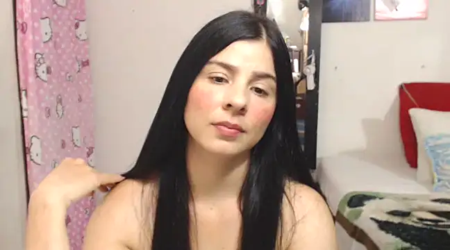 Estefani 32 online show from January 21, 2025, 6:23 pm