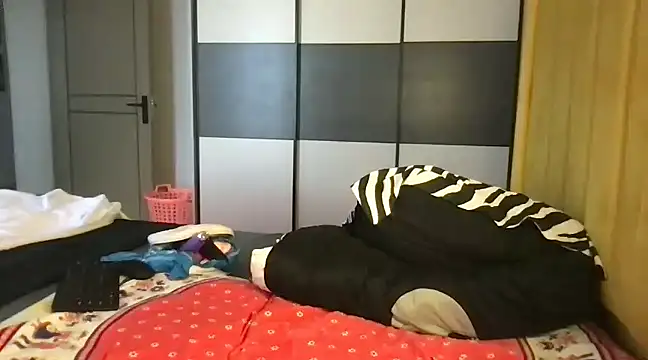 choco petite online show from March 14, 2025, 12:18 pm