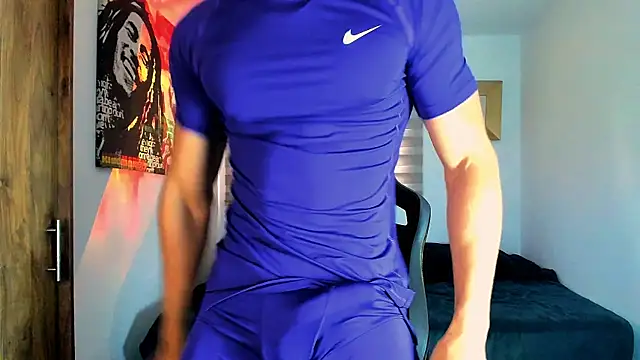 Snapshot of Liam_V chatting on January 8, 2025, 11:43 am Liam V online show from January 8, 2025, 11:43 am