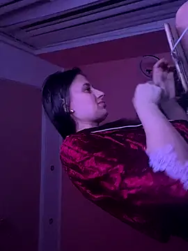 Flossy Vettie online show from September 23, 2025, 8:01 pm