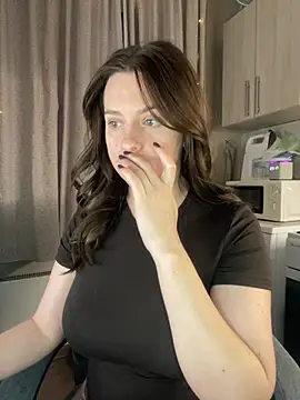 NastyushaaLove online show from April 3, 2026, 8:18 pm