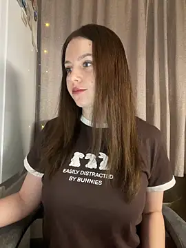 NastyushaaLove online show from April 16, 2026, 8:53 pm