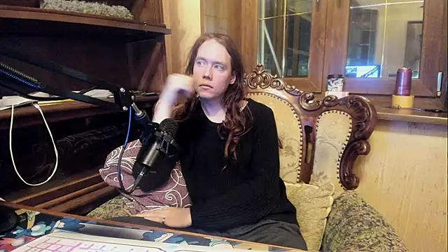 DavisKinky online show from March 20, 2025, 5:58 pm