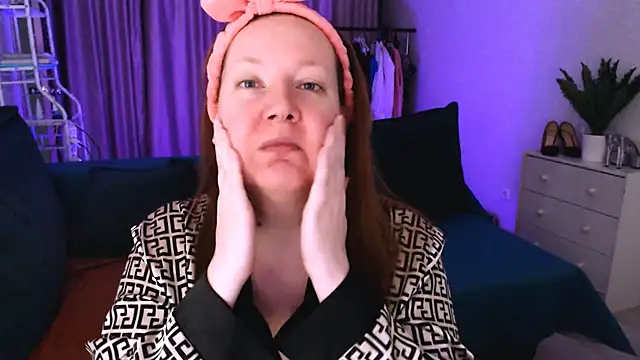 GoddessLara online show from March 1, 2025, 2:15 am