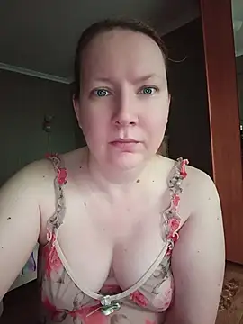 GoddessLara online show from June 24, 2026, 1:26 am