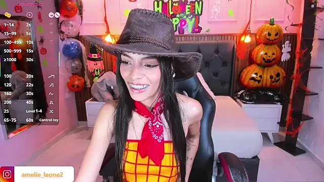 AMELIELEONE online show from October 31, 2025, 1:01 pm