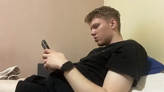 sexybooii6968 online show from October 1, 2025, 7:09 pm