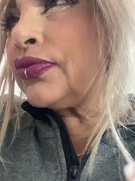 Snapshot of scarlett_sexx69 chatting on September 26, 2025, 6:45 pm scarlett sexx69 online show from September 26, 2025, 6:45 pm