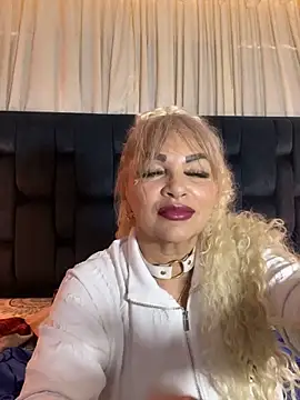 Snapshot of scarlett_sexx69 chatting on November 7, 2025, 11:43 am scarlett sexx69 online show from November 7, 2025, 11:43 am