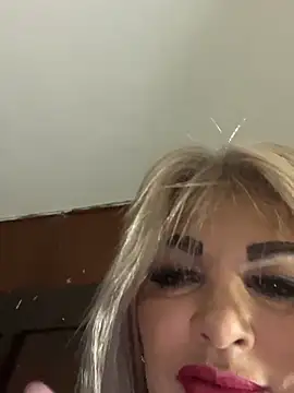 Snapshot of scarlett_sexx69 chatting on December 16, 2025, 11:37 am scarlett sexx69 online show from December 16, 2025, 11:37 am