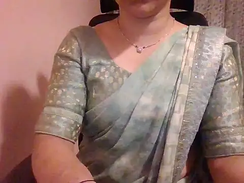 Pinky 4 online show from March 8, 2025, 5:54 pm