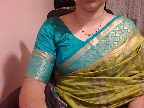 Pinky 4 online show from September 13, 2025, 11:48 pm