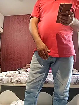 Snapshot of hornydick4you chatting on February 19, 2026, 6:20 am hornydick4you online show from February 19, 2026, 6:20 am