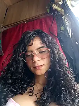 Simone Miller online show from February 5, 2025, 5:20 pm