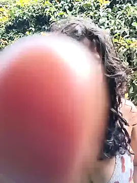 Simone Miller online show from September 26, 2025, 5:06 pm