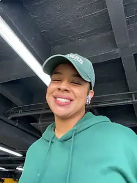 trianawhite online show from February 18, 2025, 4:16 pm