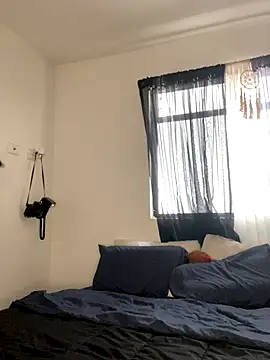 trianawhite online show from September 13, 2025, 3:34 pm