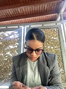 trianawhite online show from February 19, 2026, 4:47 pm