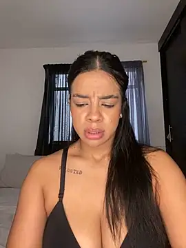 trianawhite online show from March 3, 2026, 3:07 pm