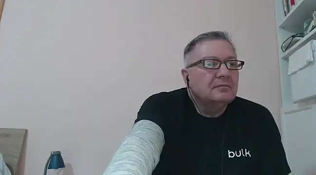 YOU6me online show from January 9, 2025, 5:43 pm
