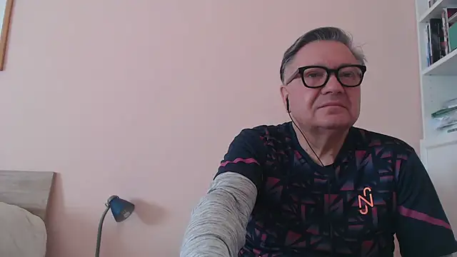 YOU6me online show from February 13, 2026, 7:48 am