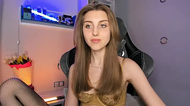 CassiaBlade1 online show from March 13, 2025, 6:56 pm