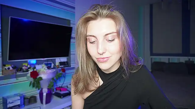 CassiaBlade1 online show from September 12, 2025, 6:52 pm