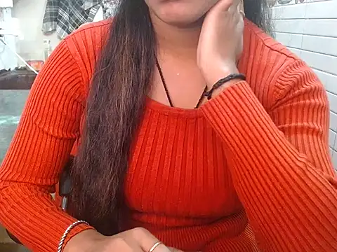 Snapshot of LovingPihu chatting on November 16, 2025, 5:46 am LovingPihu online show from November 16, 2025, 5:46 am