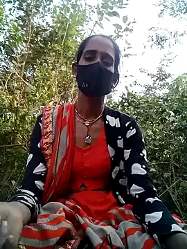 Snapshot of Mohni_Das chatting on December 8, 2024, 10:08 am Mohni Das online show from December 8, 2024, 10:08 am